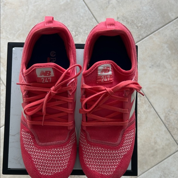 New Balance Coral Pink Knit Low-Top Sneakers - Picture 2 of 5